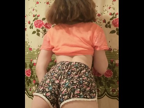 ❤️ סעקסי יונג באַבע סטריפּינג אַוועק איר קורצע הייזלעך אויף אַפּאַראַט ☑ פּאָרן ווידעא ביי אונדז yi.mysexpics.ru ️❤